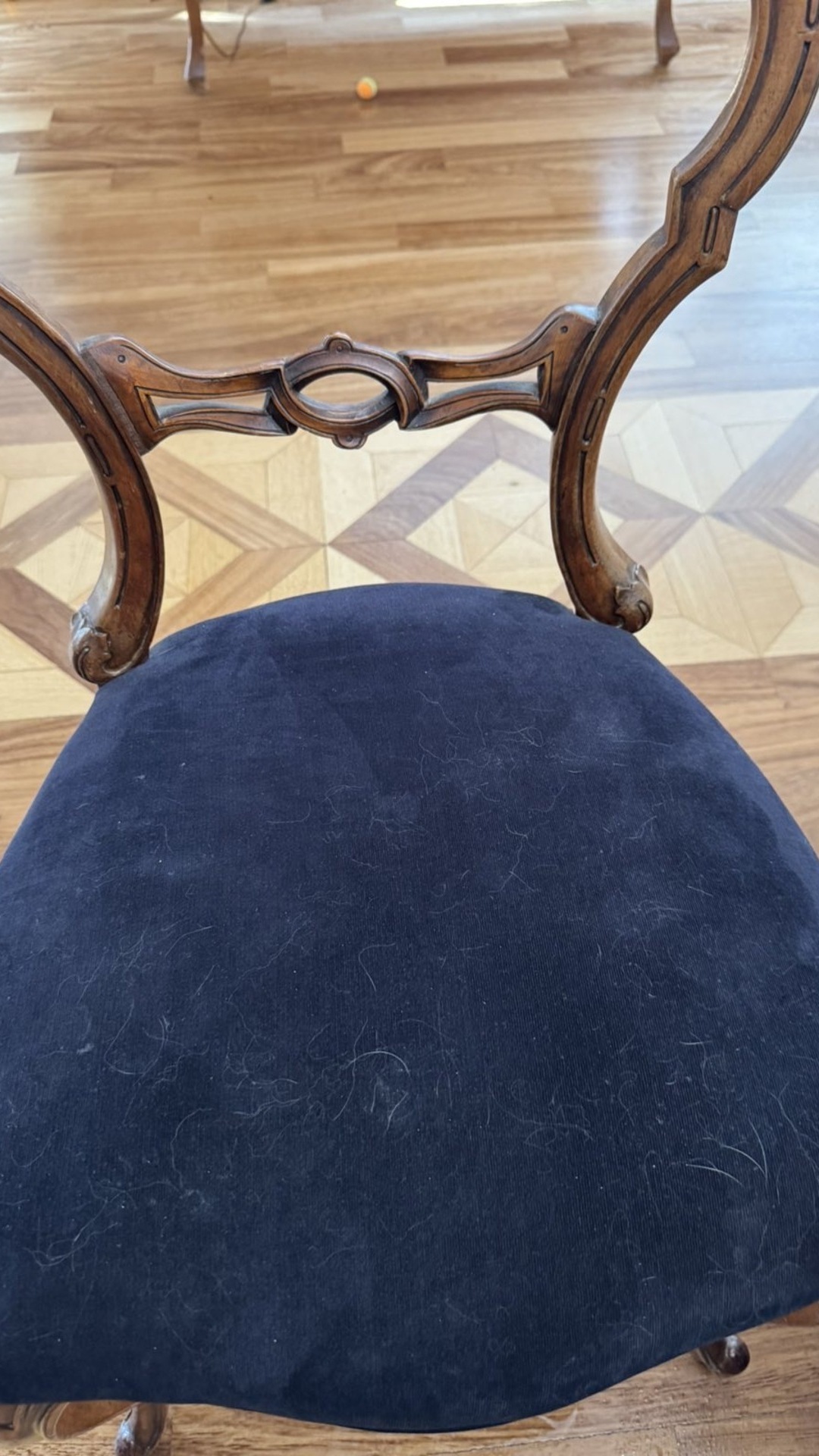 Before photo for Пране на мека мебел