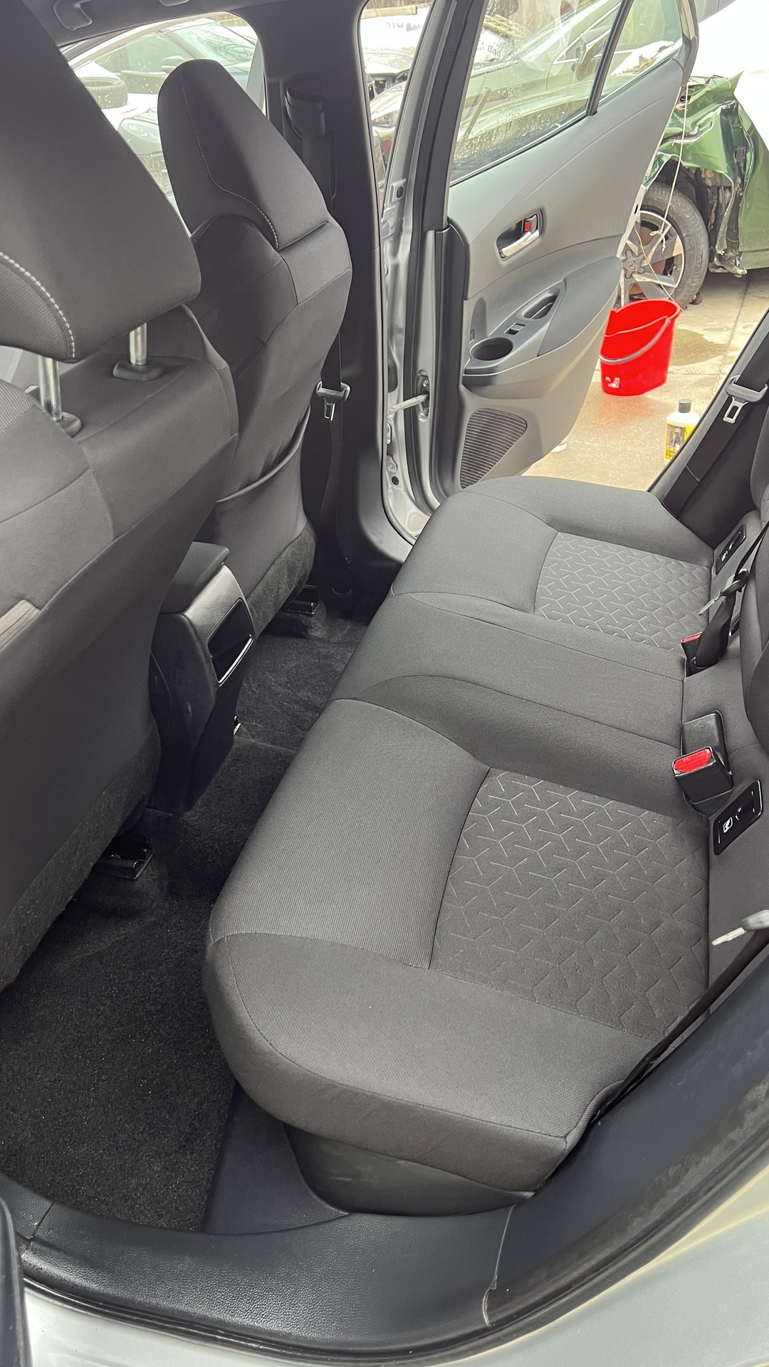 After photo for Пране на тапицерия на кола